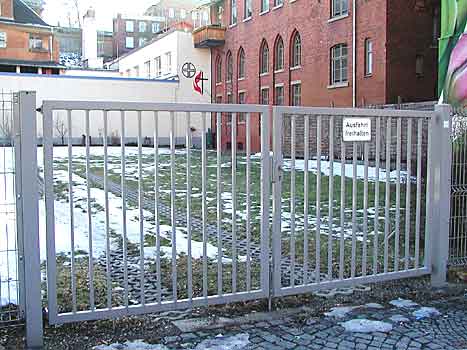 Einfahrtstor
